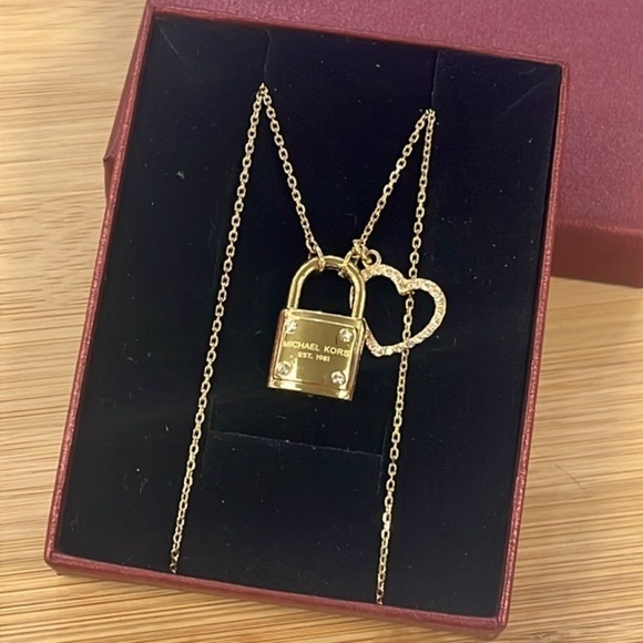 Brand New Michael Kors Gold Tone Rhinestone Heart Logo Charm Locket Necklace - Picture 13 of 13